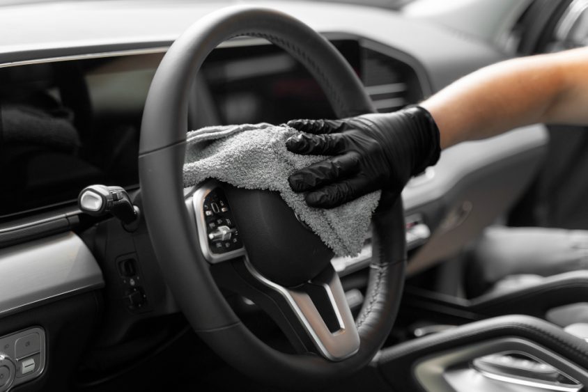 Quais são os principais produtos de limpeza automotiva?